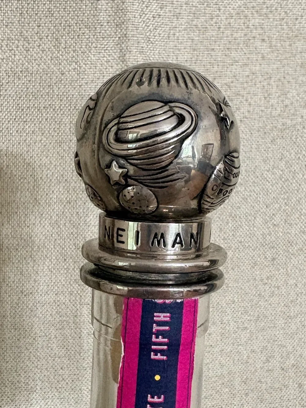 Vintage Neiman Marcus 2001 Out of This World Wine Bottle Stopper Silver Plate